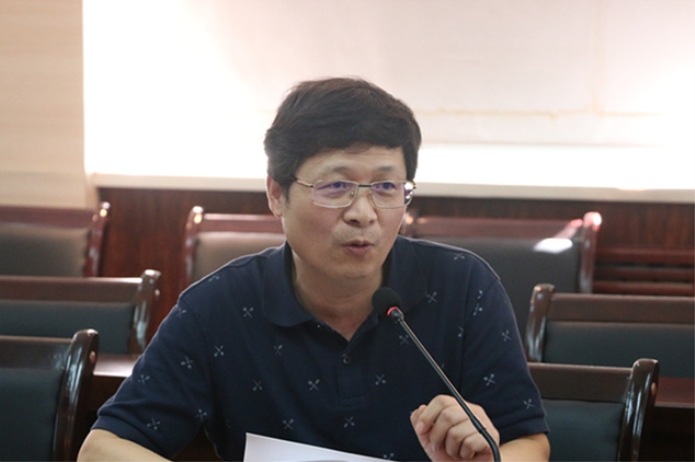 2.李恒朝书记主持.JPG 2.李恒朝书记主持.JPG